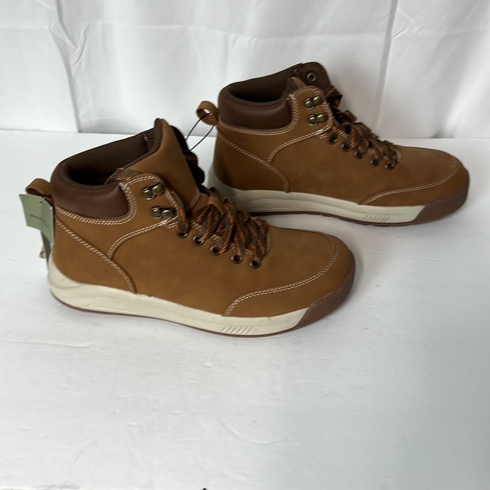 GOODFELLOW and co men’s hiker shoes. - Picture 2 of 6